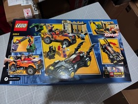 LEGO DC Comics Super Heroes: Batmobile and the Two-Face Chase )FREE SHIPPING!!!!