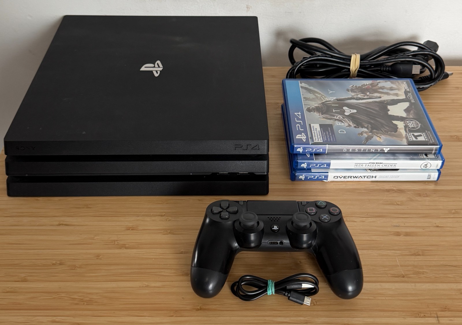 Sony Playstation 4 PS4 Pro 1TB Console w/ 3 Games (CUH-7015B) *TESTED* overwatch