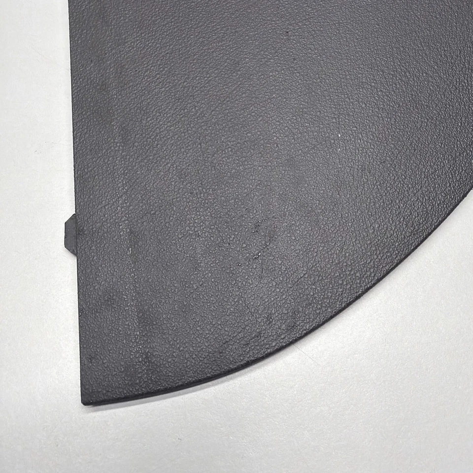 Audi TT Mk1 Quattro 2000-2006 tablero del conductor izquierdo panel de fusibles cubierta negro OEM Foto 2 de 4