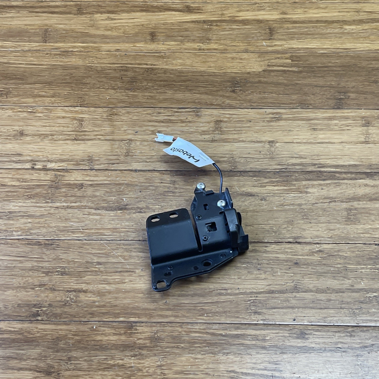McLaren 570S Spider 2015-2021 Front Left Convertible top latch