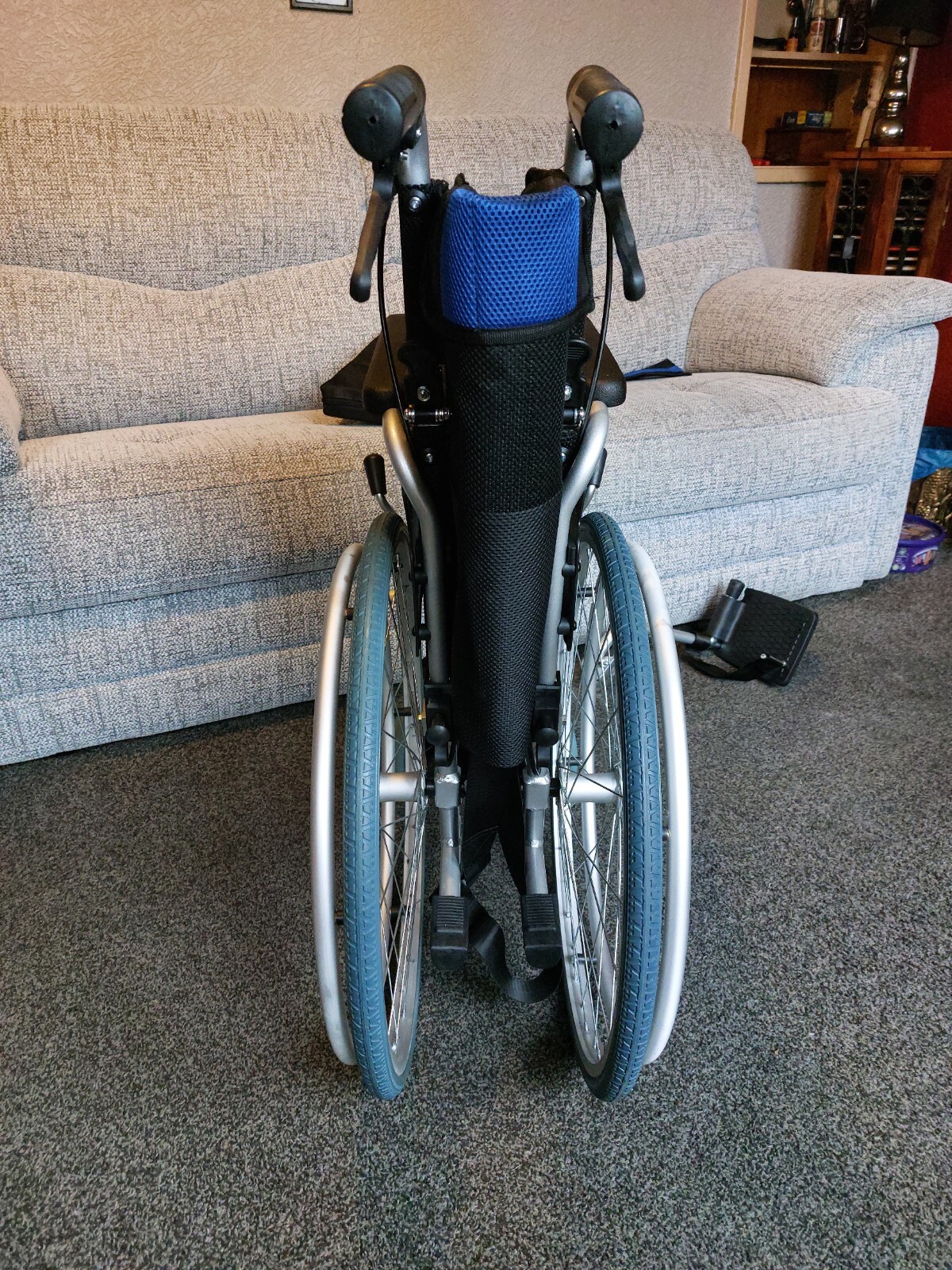 Elite Care Self propelled folding aluminum wheelchair 16" seat