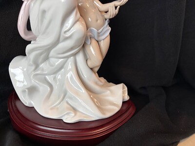 Lladro Figurine 