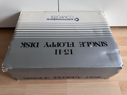 Single FLOPPY Disk Drive VC-1541, emballage d'origine, en boîte, testé, fonctionne #04 25 - Photo 9 sur 21