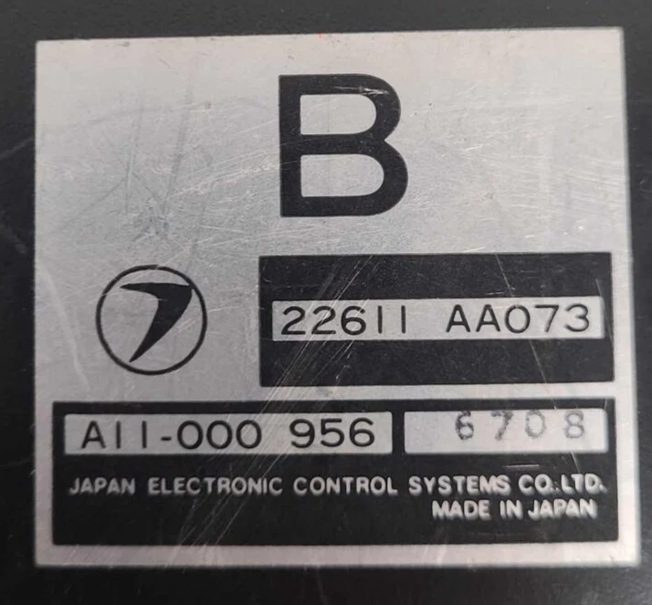 85-87 SUBARU XT ECM 22611 AA073 Ele Cntrl Mod (bajo paquete cubierta maletero) Foto 3 de 4