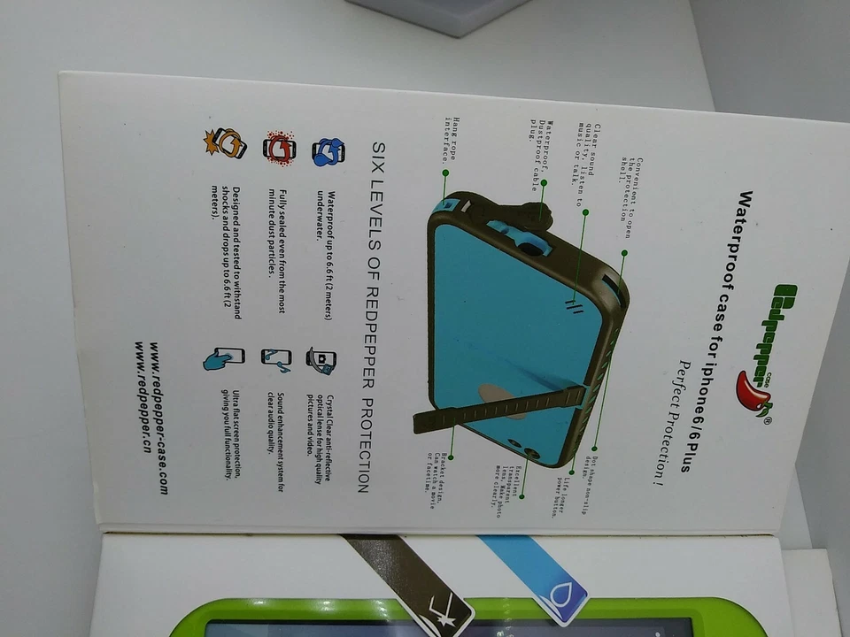 Waterproof case For Iphone 6 Plus - Image 3 of 4