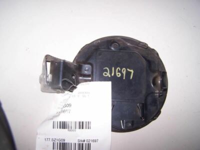 09 SUZUKI SX4 GAS FUEL DOOR BLACK PAINT CODE ZJ3 636516 | eBay