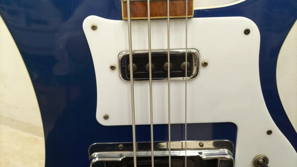 Rickenbacker 4003 Midnight Blue Made in USA 2002 Solid Body Chitarra elettrica - Immagine 3 di 4