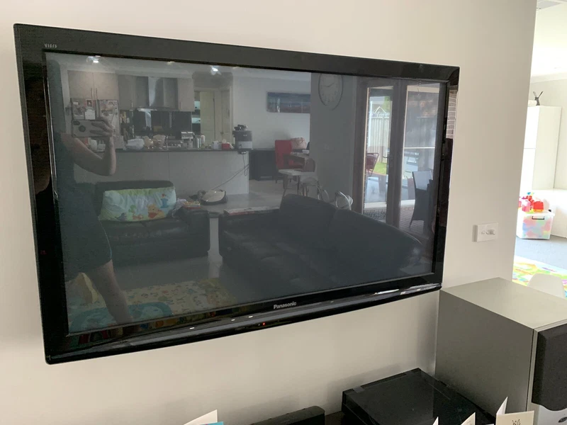 50 Inch Panasonic Plasma Viera Television Tv With Remote