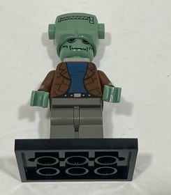 LEGO Frankenstein Minifigure - 1382 Studios / Horror - Scary Laboratory Set