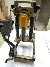 Makita 7104L Chain Mortiser 10.5 AMP Corded