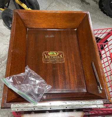 Victor Victrola VV-X Cabinet Top Lid w/Logo Hinge Support Phonograph Part