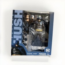 Medicom Toy MAFEX No.105 Batman 'Hush' Action Figure DC Comics Collectible Toy
