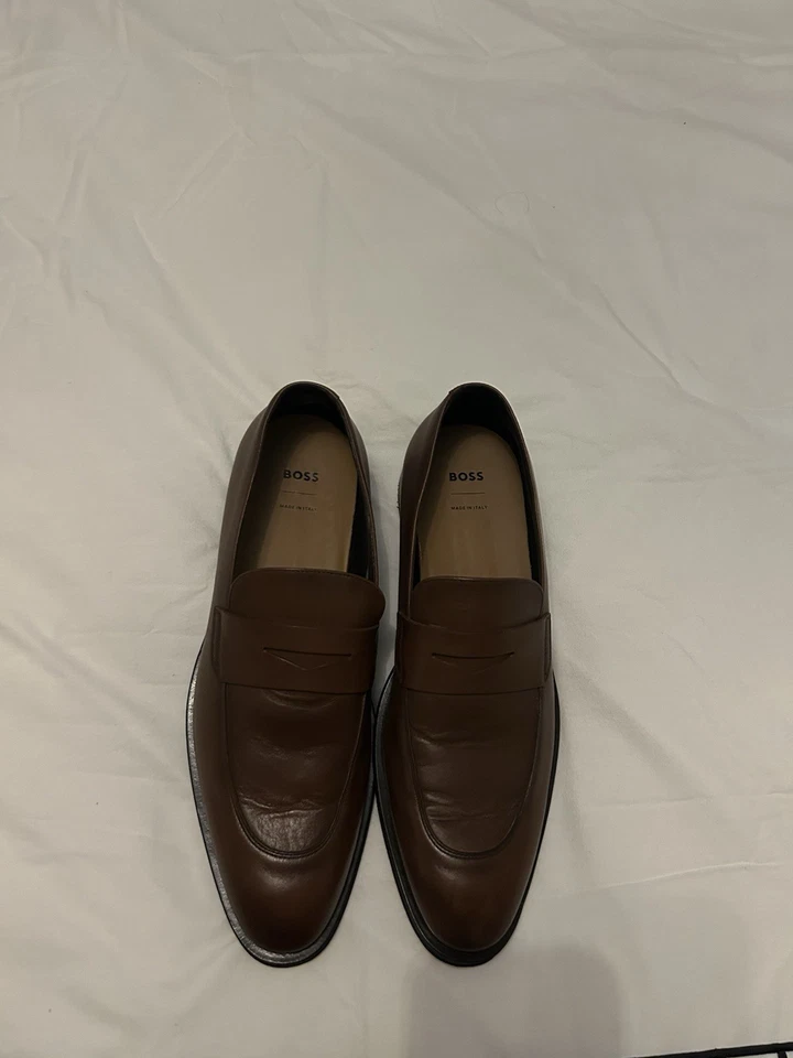 Mocassim Hugo Boss Masculino de Couro Marrom – Feito na Itália – Tamanho 9 EUA (Usado Uma Vez) - Imagem 3 de 3