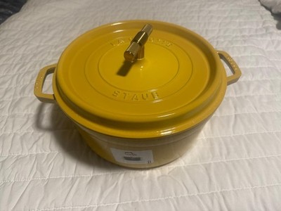 Staub Cast Iron 5.5 qt, Round, Dutch Oven, Citron