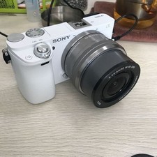 Sony Alpha ILCE-6000 Mirrorless Digital Camera w/16-50mm Lens English WHITE