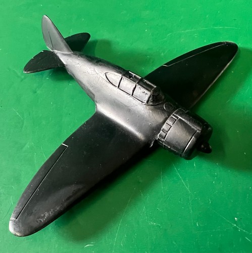 USAAF AIRCRAFT RECOGNITION SPOTTER MODEL- ITALIAN REGGIANE 2000 9/42