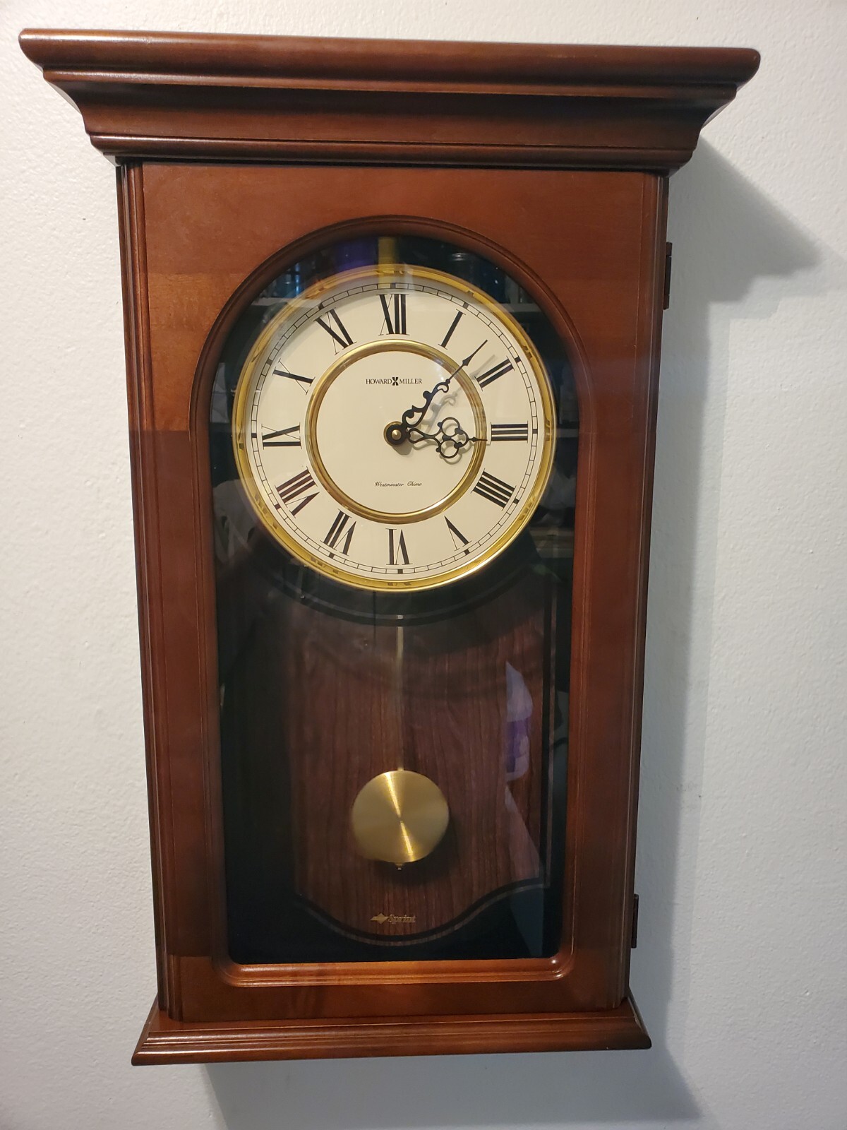Howard Miller Chiming Pendulum Wall Clock Model 613164 Excellent