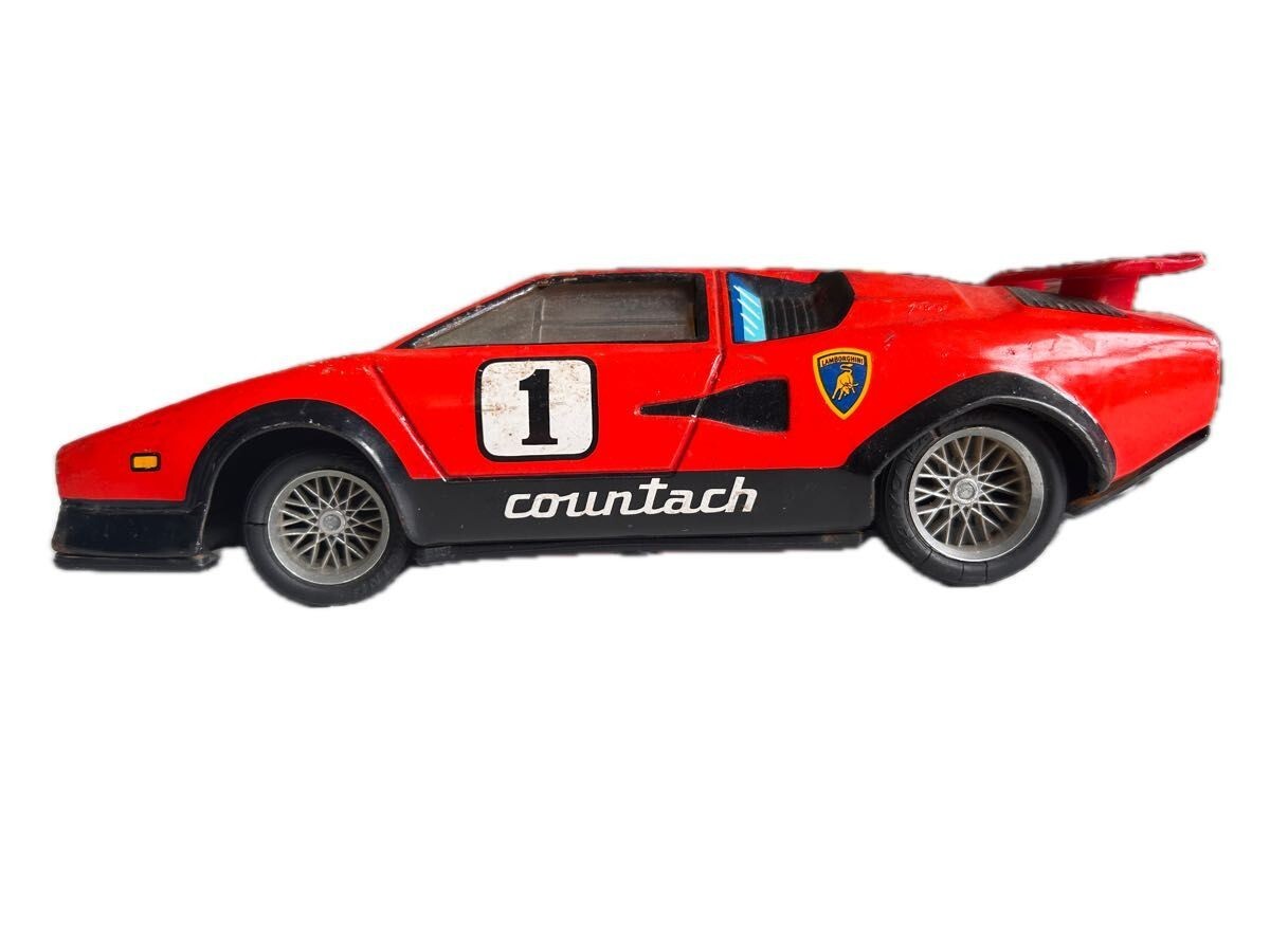 Vintage TAIYO Lamborghini Countach Remote Control R/C Car Japan