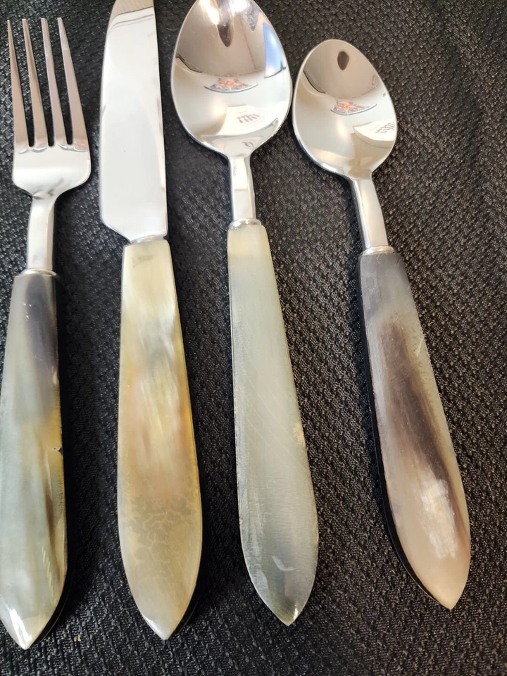 Extremadamente Raro Magnífico Cerámica Granero Cuerno 5 piezas Juego de Cubiertos Tenedor Cuchara Cuchillo Foto 3 de 4