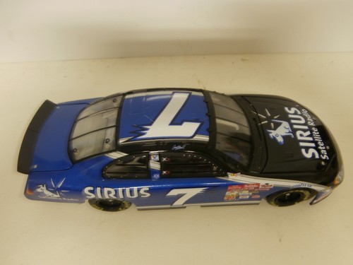 Action 10th Casey Atwood #7 Sirius Satellite Radio 1:24-Scale Stock Car NASCAR - Picture 5 of 7