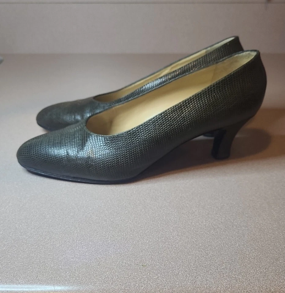 1980s Vintage Gucci Lizard - Leather Heels - Women's 37B - Serial # 10122240 - Image 3 of 4