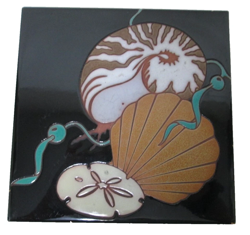 Vintage Arius Tile Co Art Pottery Tile Trivet Beach Seashells Decor Italy 8 x 8 - Image 3 of 4