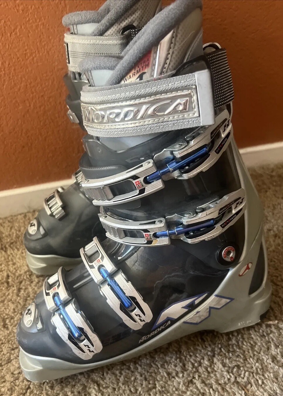 SALOMON Nordica Beast W 10 Stivali da sci donna 7 7 5 US 24 24 5 Mondo grigio & nero