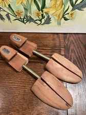 Vintage Rochester Shoe Tree Co. SYMS Wood & Metal Shoe Stretcher Pair Marked M