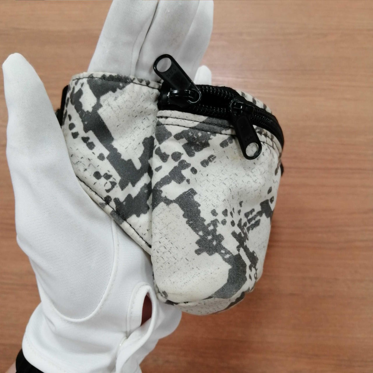 PORTER Waist Bag White Python Pattern - image 3