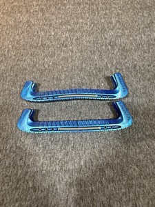 Guard Dog Top Notch Blue Skate Guards - Sapphire - Cut For 8 1/3 Inch Blades