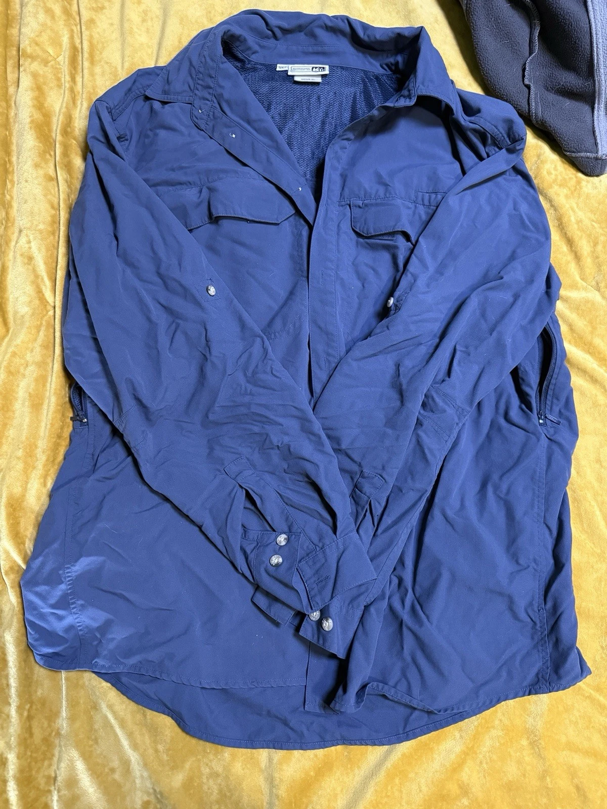 REI Button Up Shirt Blue Outdoor Vented Hiking Fishing Long Sleeve Men's Size XL