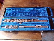 Yamaha YFL-21N SilverPlated Flute with Case - Made in Japan