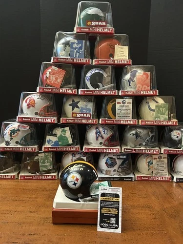 Terry Bradshaw autographed HOF 89 mini helmet