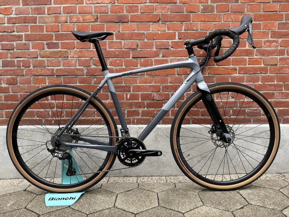 NEW! Bianchi Impulso Allroad Disc Gravel/Roadbike/Shimano GRX 2x11/Size 57
