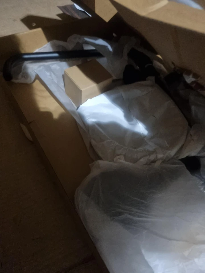 Tavistock Quantum Dual Function Bar Shower System - Black - Image 4 of 4