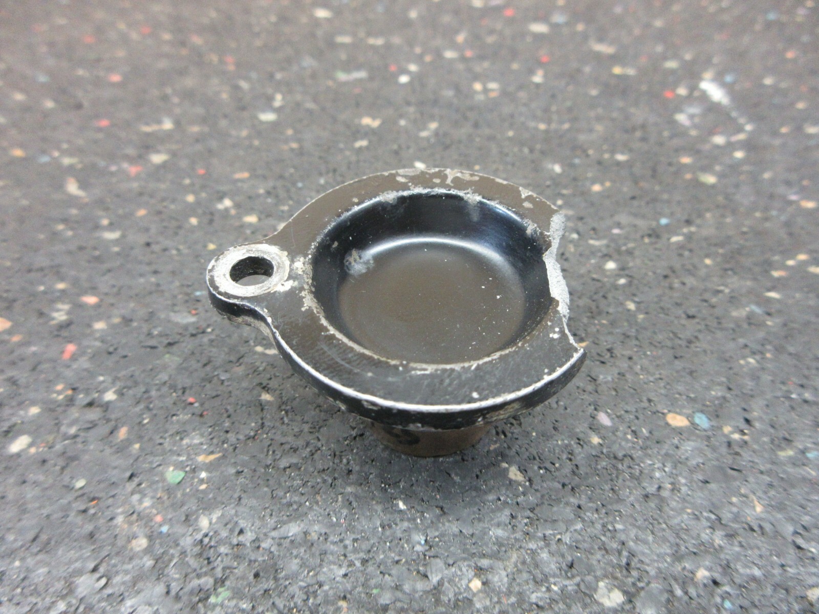 1986 Yamaha YZ125 Left side power valve holder cover 86 YZ 125 39W