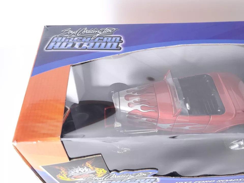 Joyride - 1932 Ford Roadster - Boyd Coddington - 1:18 Diecast - Image 4 of 4