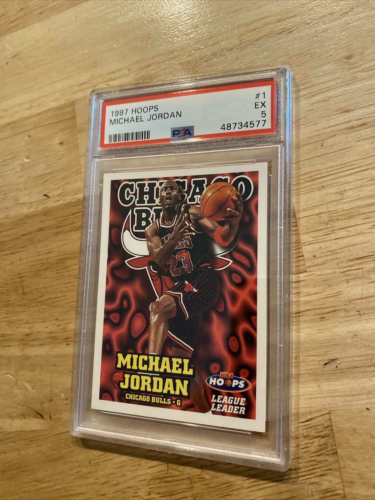 Michael Jordan PSA 5 NBA Hoops Vintage MJ Basketball Card Chicago Bulls 1997 HOF view 5