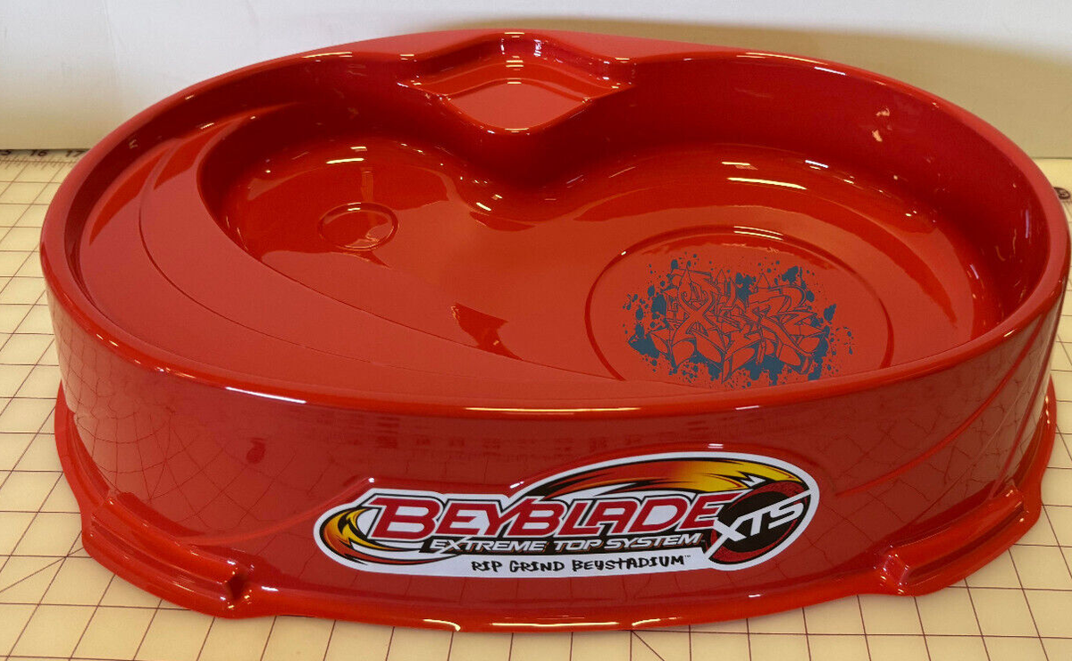 Beyblade XTS Rip Grind Beystadium Stadium Arena Red 2011