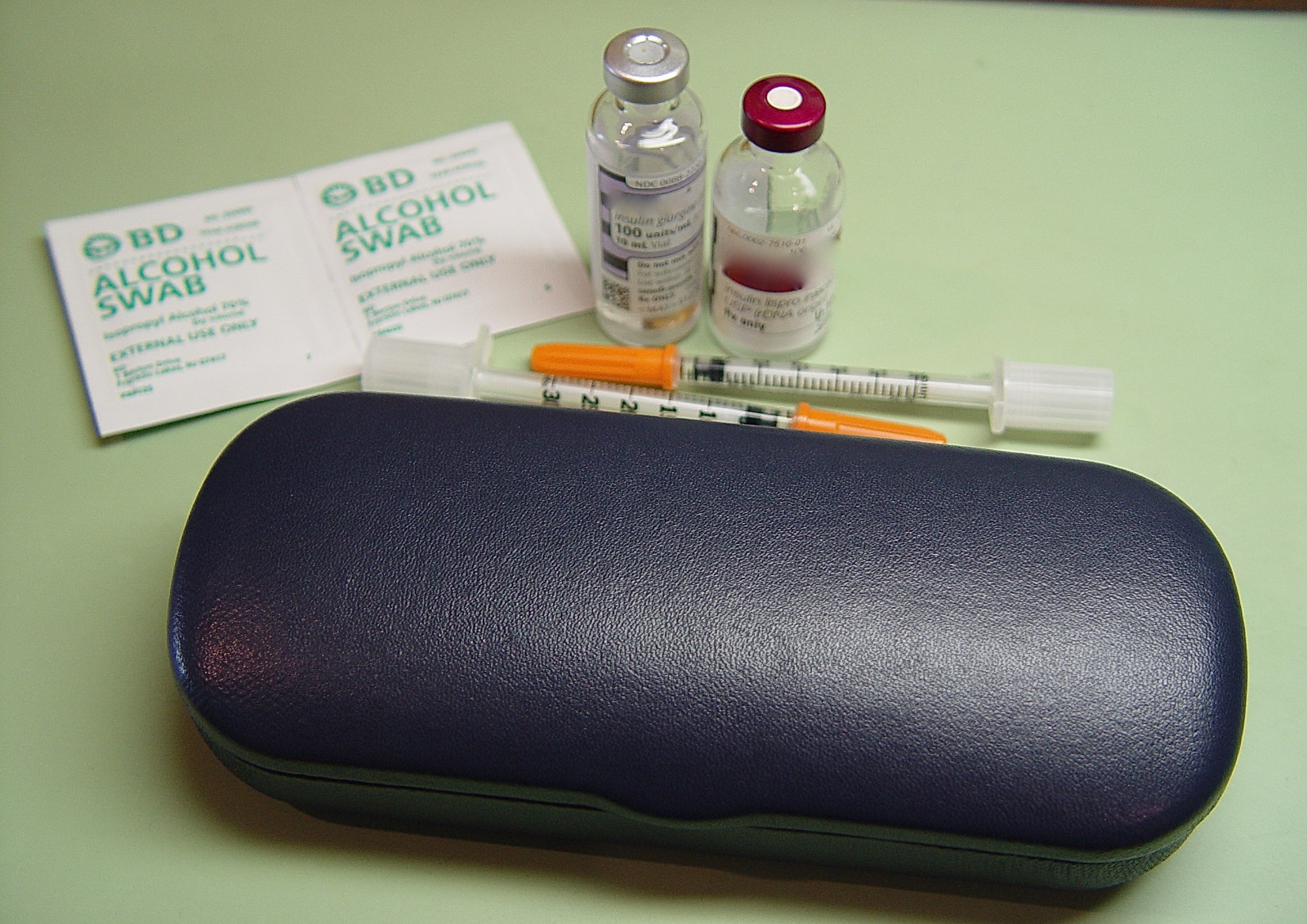 D.I. Case, Insulin 10mL Vials Carrying Organizer Supply Case New & Improved