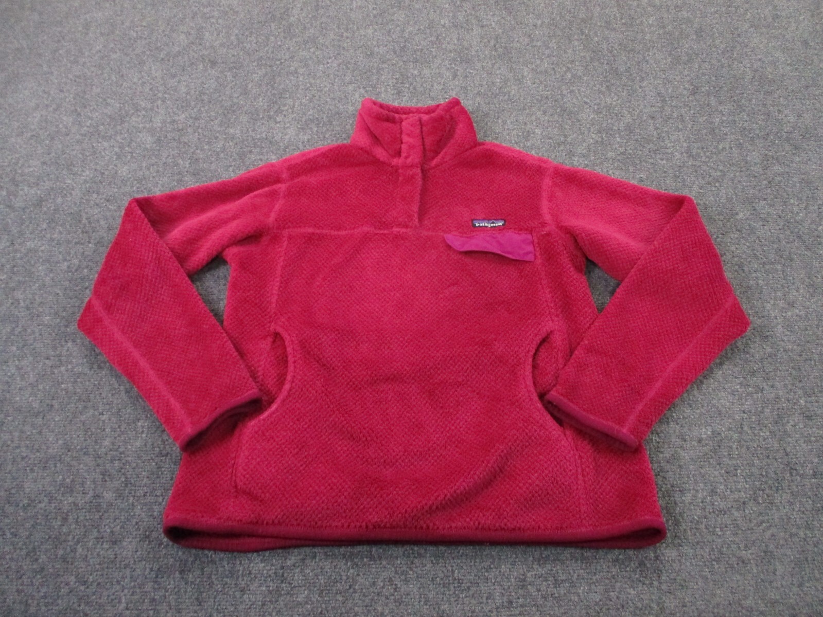 Patagonia Womens M Pink Snap-T Fleece Jacket with Logo for Outdoor Wear