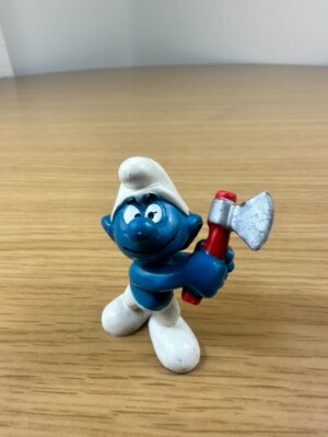 VTG 1976 PVC Collectible Mini Retro Kids Toy Figure AXE MURDERER