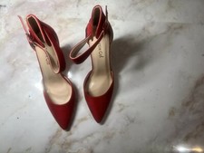 Women  s Suede Block Heel Size 7