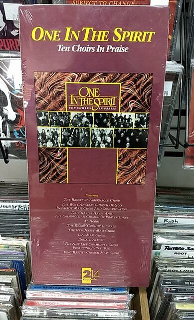 Единый в духе - Десять хоров во славу Божью - Музыкальный диск в стиле Госпел! БЕСПЛАТНАЯ ДОСТАВКА! 