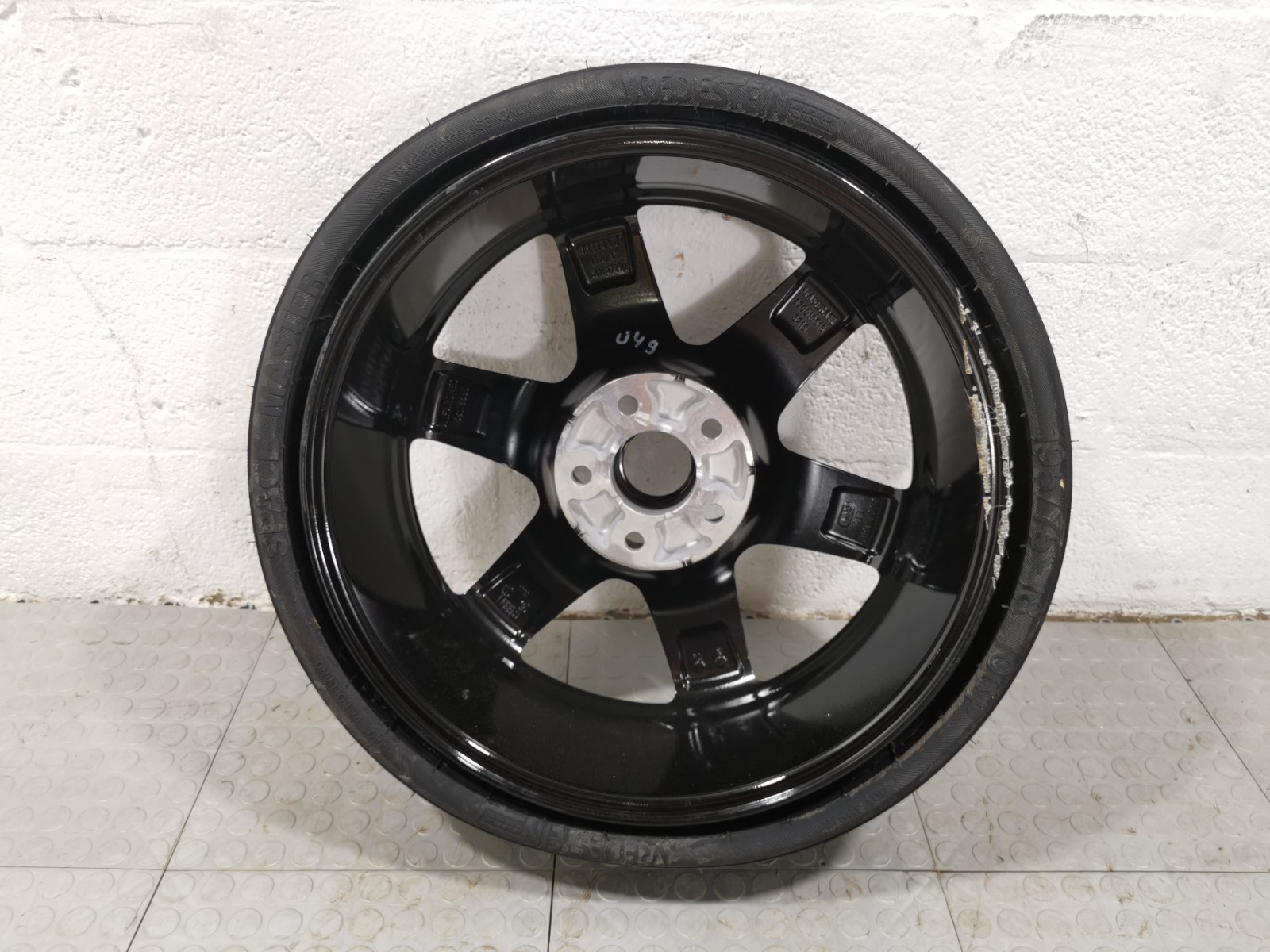 Maserati Levante 2018 Spare tire