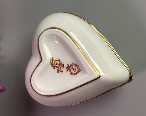 Scatola porcellana vintage Limoges "Je Vous Aime" Fontanille & Marraud FM 3,5" Francia - Foto 8 di 10