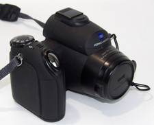 Konica Minolta Dimage Z3 12X 4.0MP Digital Camera  Bag Tested