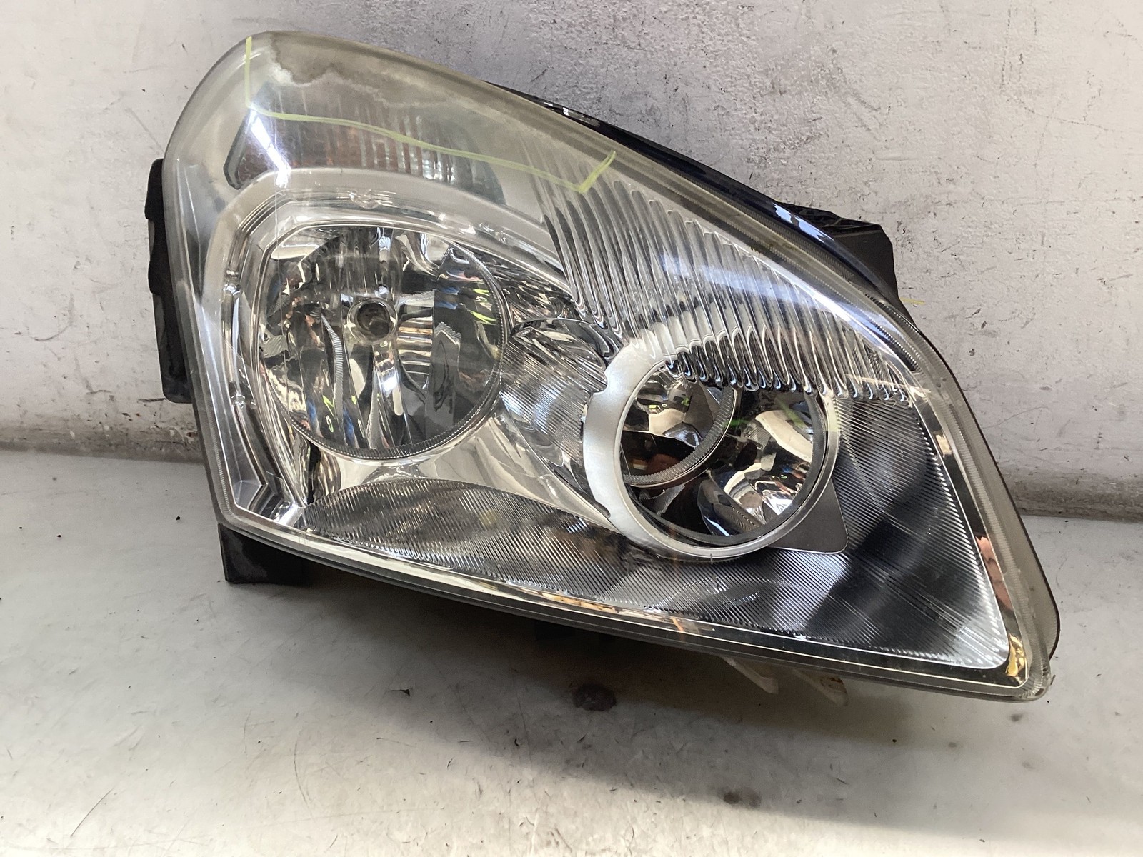 FARO FANALE ANTERIORE DESTRO DX PER NISSAN Qashqai 1° Serie 26010JD90A (06>09)