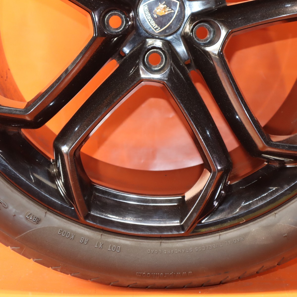 Lamborghini Aventador 2012-2016 REAR+INNER Wheel P/N 470601025A
