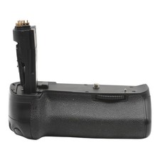 Meike CS-BGE9 Power Grip Battery Grip For Canon 60D